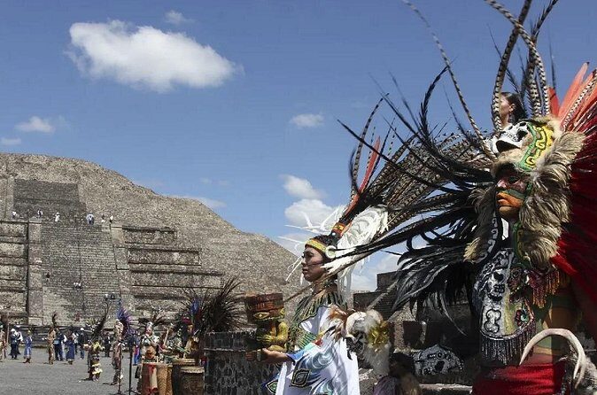 Teotihuacán Pyramids and Basilica shared tour from CDMX - FAQ: Practical Questions About the Tour