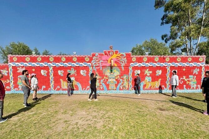 Teotihuacan: Pyramids, Caves & Culinary Experience - Who Should Consider This Tour?