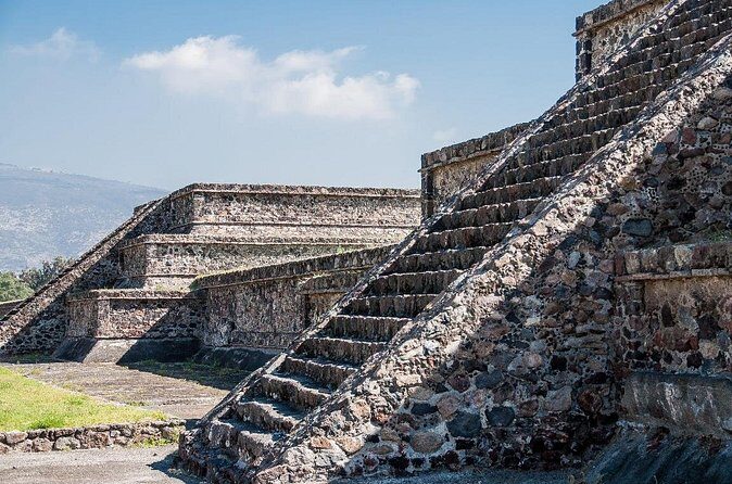 Teotihuacan pyramids from San Miguel de Allende - The Review Highlights