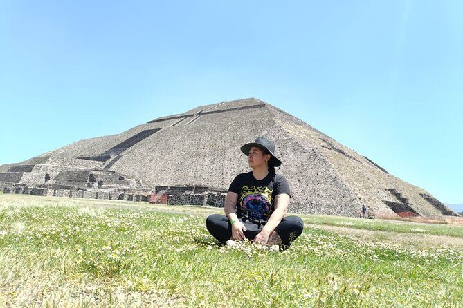 Teotihuacan with guide + Breakfast in LA CUEVA + Transportation from CDMX - Getting to Know the Experience