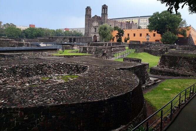 Teotihuacan y Basilica de Guadalupe Private Tour - FAQ