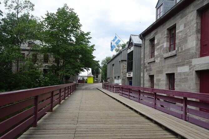 Terrebonne mini Self-Guided Walking Tour & Scavenger Hunt - What Travelers Say and What to Expect