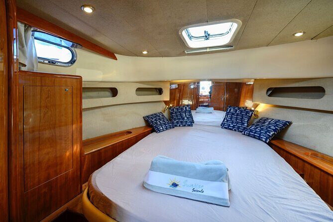 The 2 South gems: Capri and Positano Day Cruise - Setting the Scene: What to Expect from the Tour