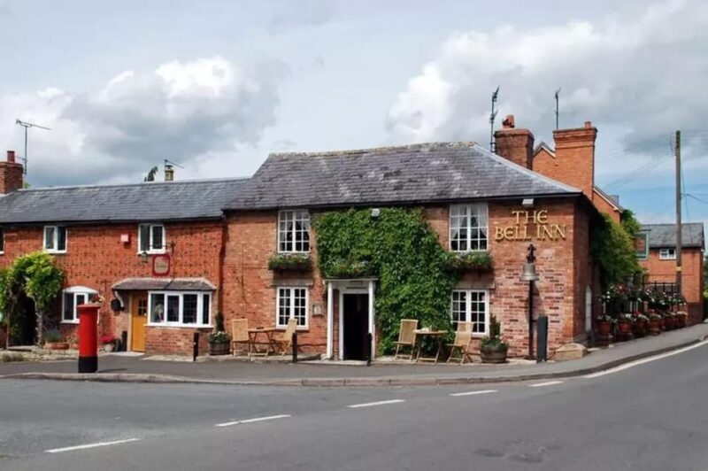 The Alternative Shakespeare Tour + 3 Course Carvery - Exploring Shakespeare’s Hidden Corners: The Alternative Shakespeare Tour + 3 Course Carvery