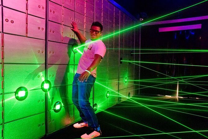 The Amazing Mirror Maze with Escape Room - Practical Details