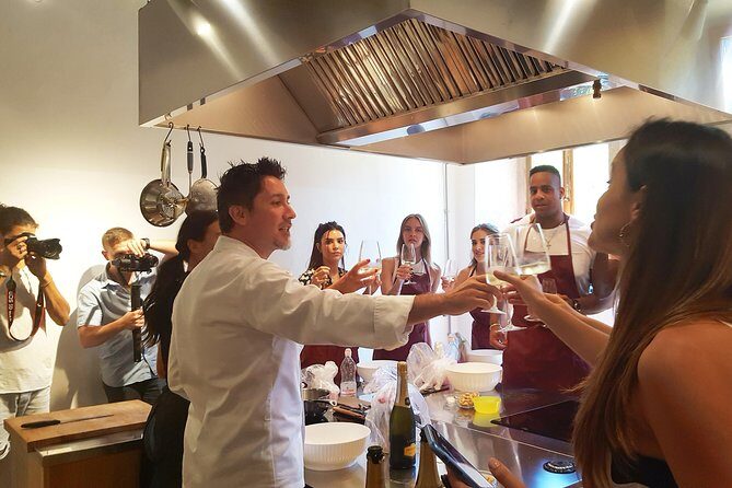 The Art of Making Pizza-Cooking Class in Unique Location with Italian Pizzachef - What to Expect from the Pizza Cooking Class in Milan