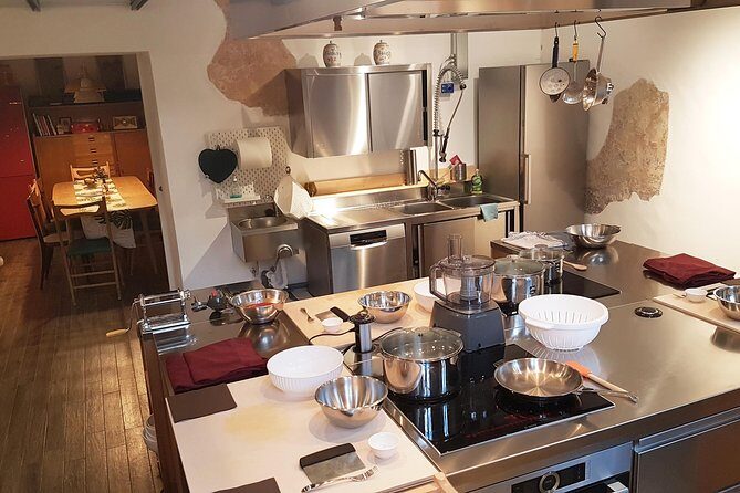 The Art of Making Pizza-Cooking Class in Unique Location with Italian Pizzachef - Who Will Love This Experience?