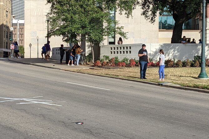 The Assassination of John F. Kennedy Experience - The Pros and Cons