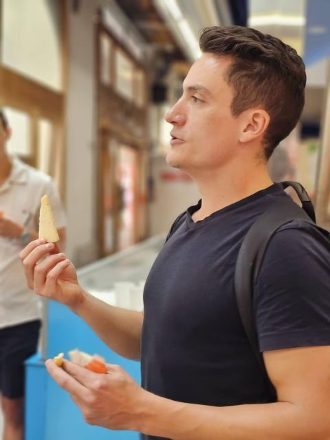 The Barcelona La Boqueria and Sant Antoni Markets Adventure - Key Points