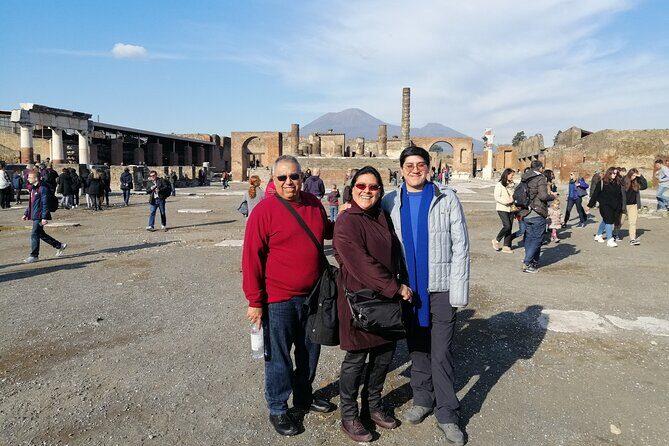 The beauty of Pompeii with a Private Expert Tour Guide / Archaeologist. - FAQ