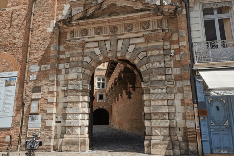 The Belle Paule's Tale of Renaissance Toulouse - Key Points