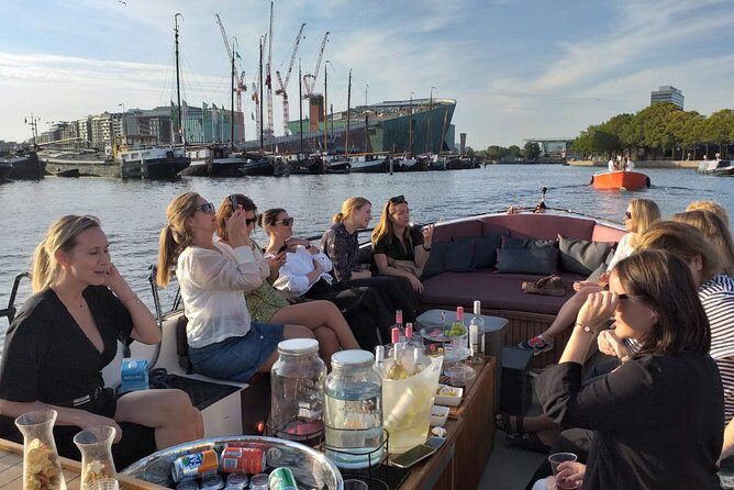 The best boat trip through the Amsterdam canals - Why this canal cruise stands out
