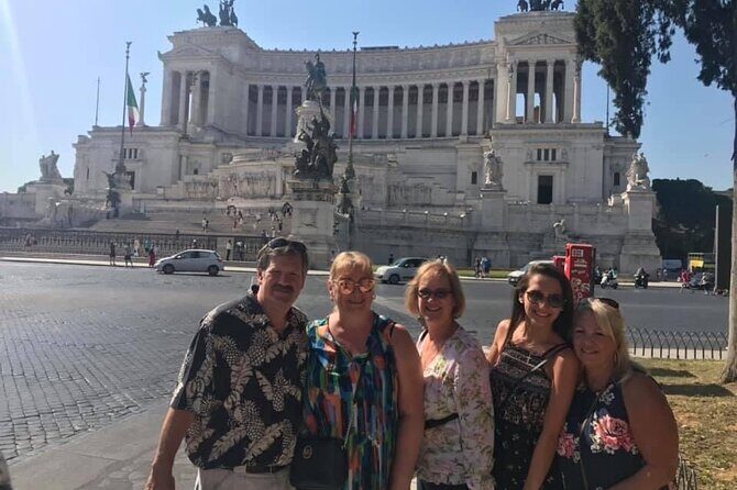 The Best of Rome from to the airport to port of Civitavecchia - What the Reviews Say