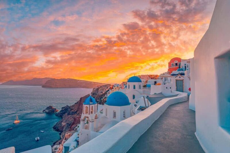 The Best of Santorini in 2 Hours - Key Points