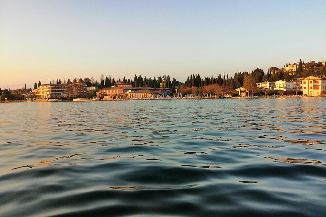 The best of Sirmione: art and taste on Lake Garda - Exploring Sirmione with the Tour: A Deep Dive