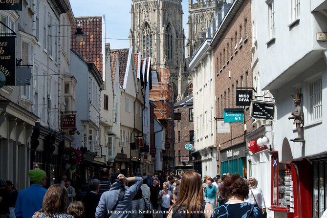 The Best of York Private Walking Tour: Landmarks & Hidden Gems - Is This Tour Right for You?