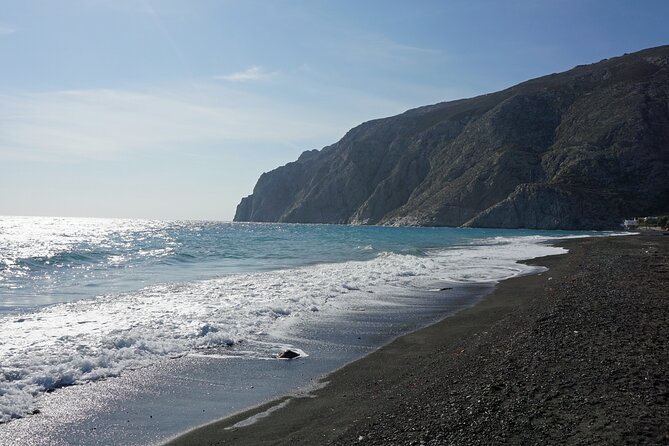 The Best Santorini Small-Group Shore Excursion for Cruise Ships - Stop 2: Oia (1 hour 30 minutes) for White Streets and Big Views