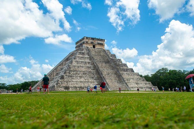 The best tour in Chichén Itzá, Valladolid and Cenote - FAQ