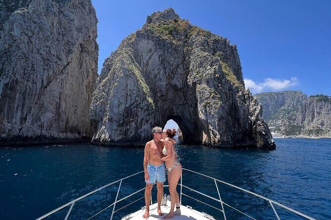 The Blue Fever: Capri island day cruise - FAQs