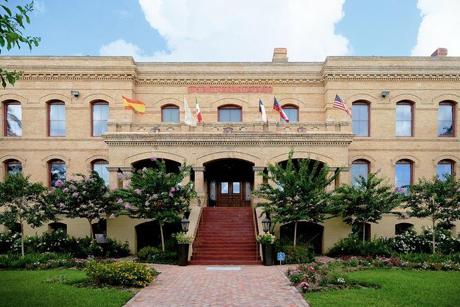 The Bryan Museum Admission - Navigating Your Visit