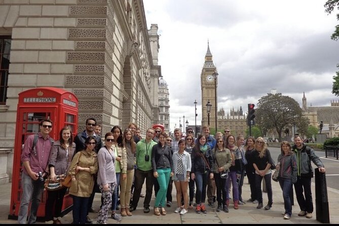 The Changing of the Guard Tour and Buckingham Palace - Ceremony schedule by day: Buckingham Palace vs. Horse Guards Parade