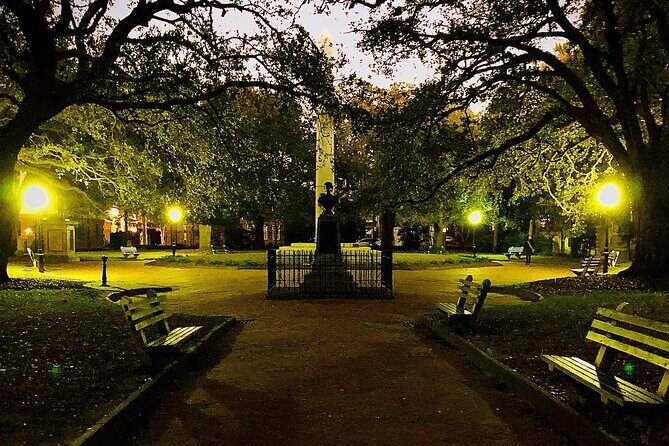 The Charleston Boo Hag and Brews Ghost and Bar Tour - Key Points