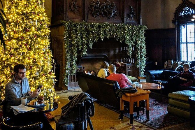The Christmas Tree Crawl Experience Chicago at the Holidays - Key Points