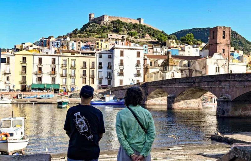 The colors of Bosa: photowalk with tasting and sunset - Exploring Bosa’s Historic Districts