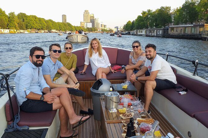 Guided Amsterdam Canal Cruise – Snacks & Drinks on board(1 Hour) - The Itinerary: A Strategic Route Through Amsterdams Greatest Hits