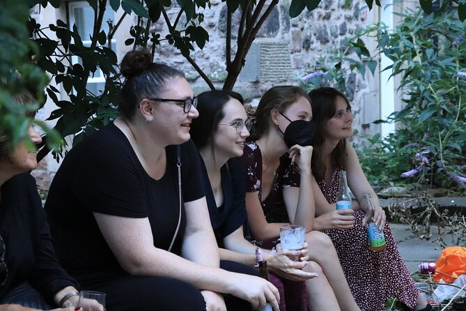 The Edinburgh Literary Pub Tour - How much English literature you need (spoiler: not much)