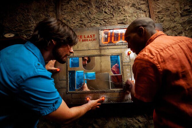 The Escape Game The Colony: 60-Minute Adventures at Grandscape - Who Is This Perfect For?