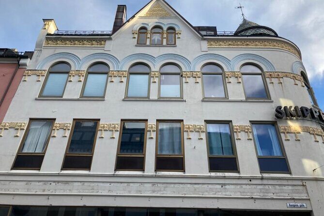 The Essence of Ålesund Self-Guided Walking Tour - Practical Considerations