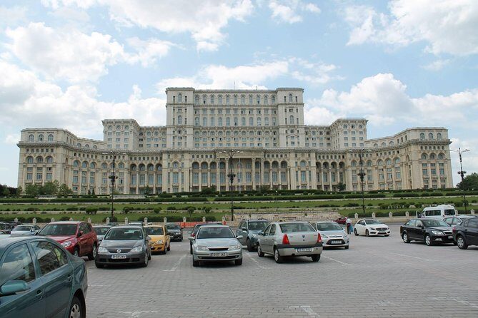 The Fixers walking tour of the Old Town in Bucharest - What Makes the Fixers Tour Stand Out?