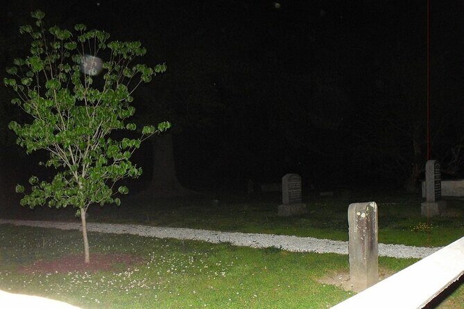 The Ghost Tour Boos and Booze Haunted Pub Crawl - A Detailed Look at the Williamsburg Haunted Pub Crawl