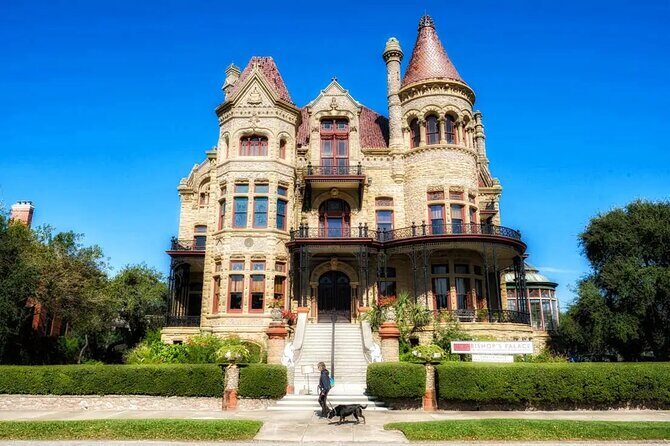 The Ghosts of Galveston Guided Walking Tour - An In-Depth Look at the Tour Experience