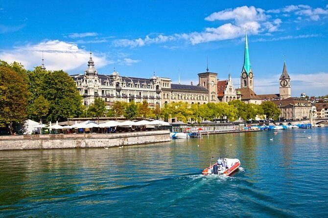 The Great Tour of Zurich by Bus and Boat - What to Expect from the Tour