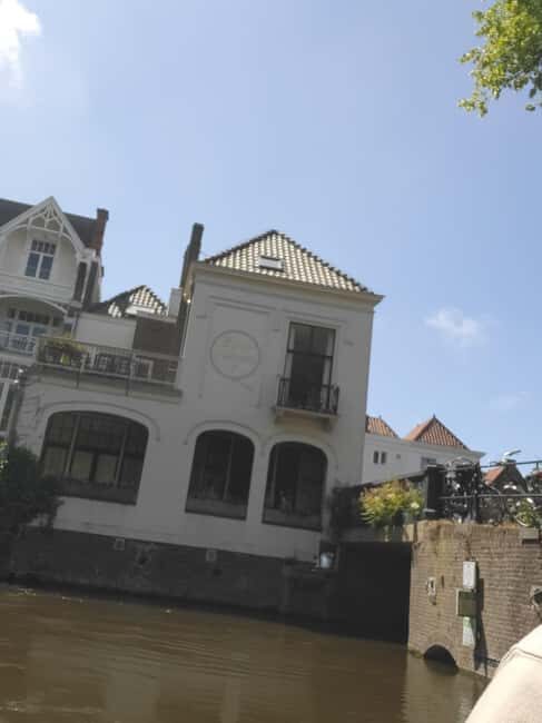 The Hague: Canal Cruise with Live Guide Winter edition - What You Can Expect from the Canal Cruise