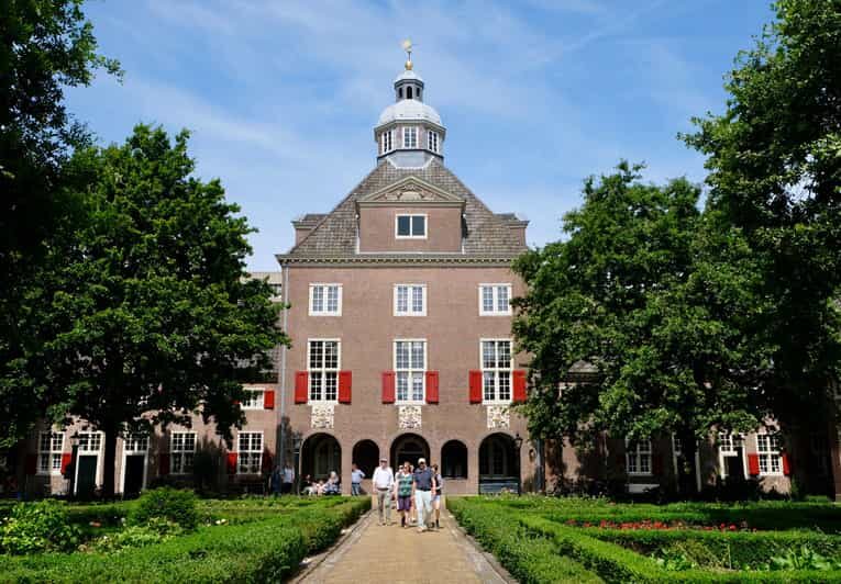 The Hague: Courtyard Walking Tour - What to Expect from the Courtyard Walking Tour in The Hague