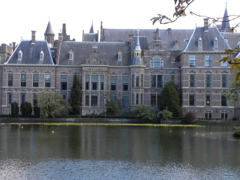 The Hague: Old City Private Walking Tour - Exploring the Binnenhof and Its Surprising Stories