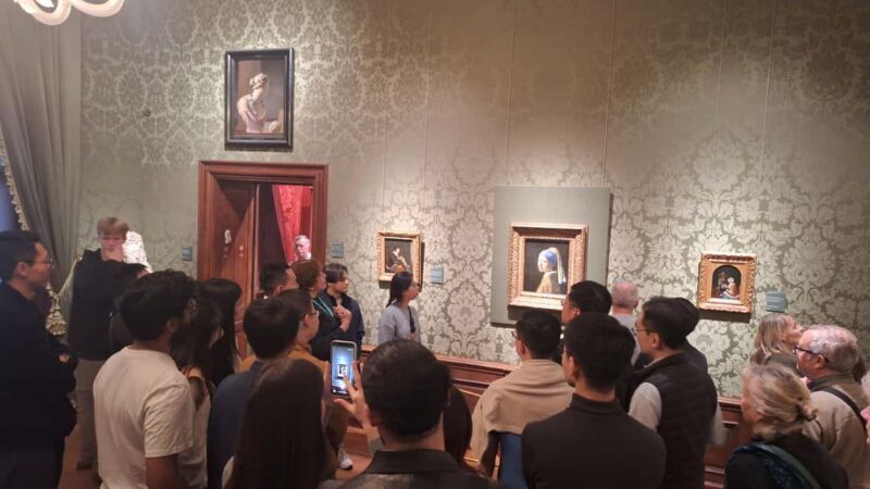 The Hague: Private Guided Tour in the Mauritshuis Museum - FAQs