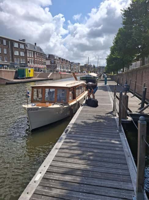 The Hague: WinterWonder-boattour - Who Would Love This Experience?