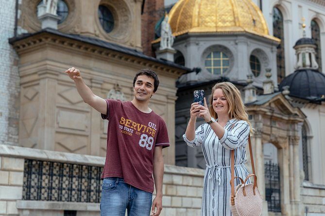 The Heart of Krakow: Old Town & Wawel Castle Private Tour - FAQs about the Tour