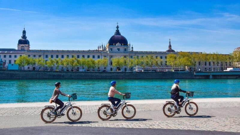 The highlights of Lyon with an electric bike - Key Points