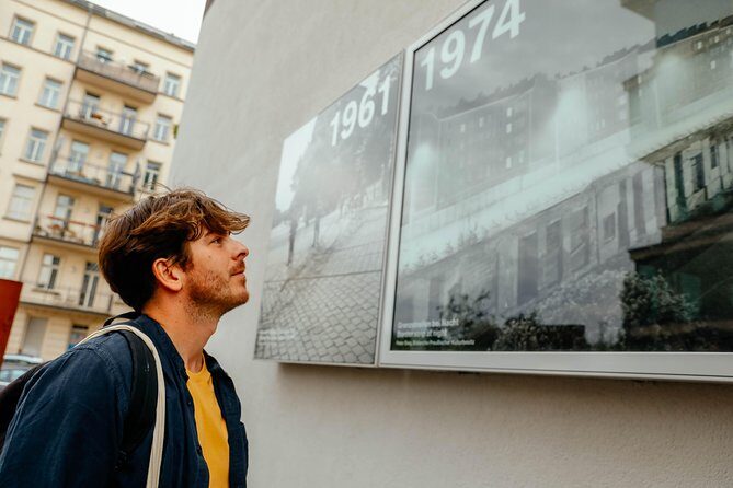 The History of Berlin: WWII PRIVATE Walking Tour With Locals - A Deep Dive into the Experience
