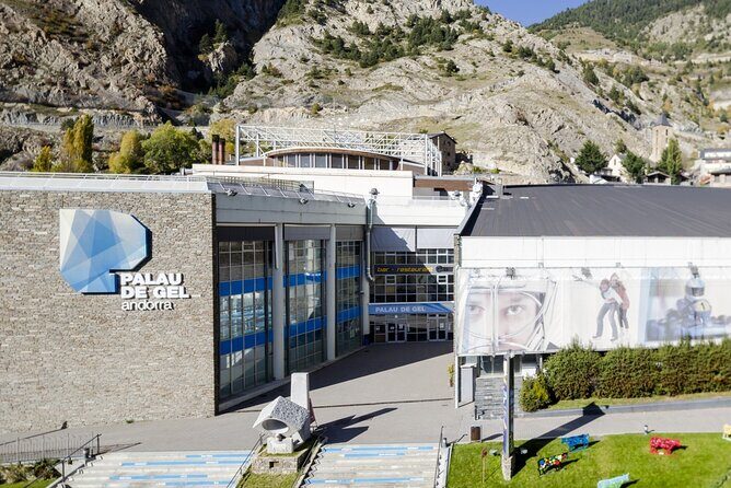 The History of Love in Canillo: A Private Guided Tour - Wandering Through Els Arenys