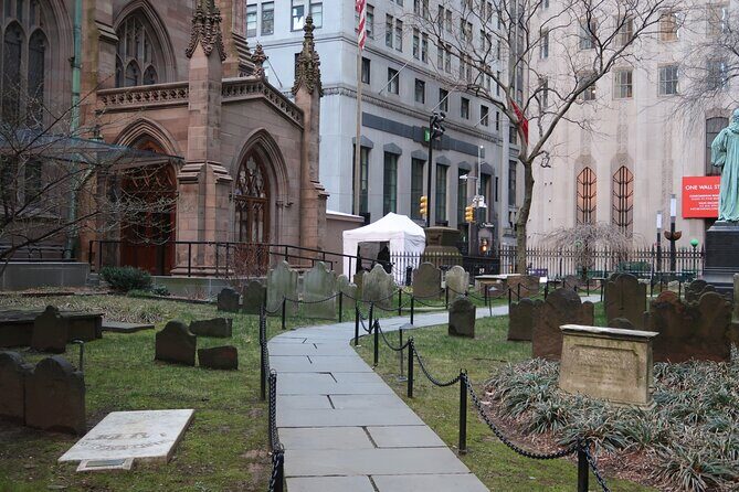 The History of Old New York Shared Tour - The Tour Experience: What to Expect