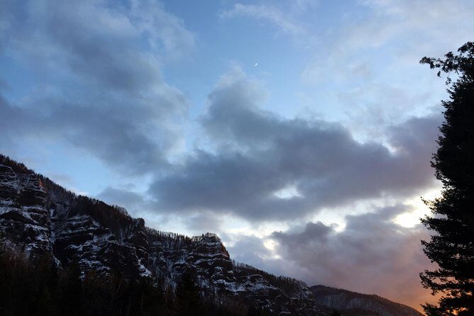 The Hood-Columbia Loop: Timberline, Orchards, and Waterfalls - Who Should Consider This Tour?