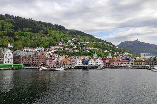 The influence of Bergen in Norway's development, city tour - Discovering Bergen’s Development Through a Walk