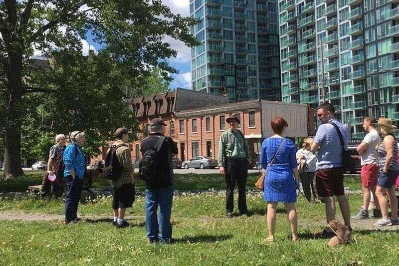 The Irish Famine in Montreal Walking Tour - Exploring Montreals Irish Roots: What This Tour Offers