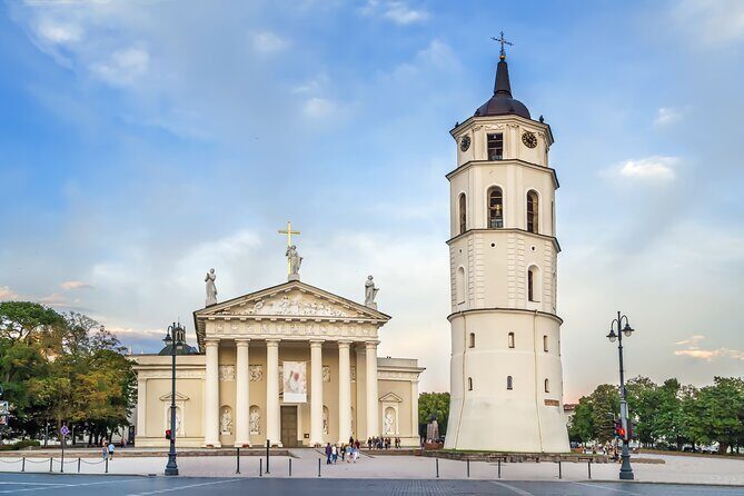 The Majestic and Royal Vilnius Private Walking Tour - Who Should Consider This Tour?